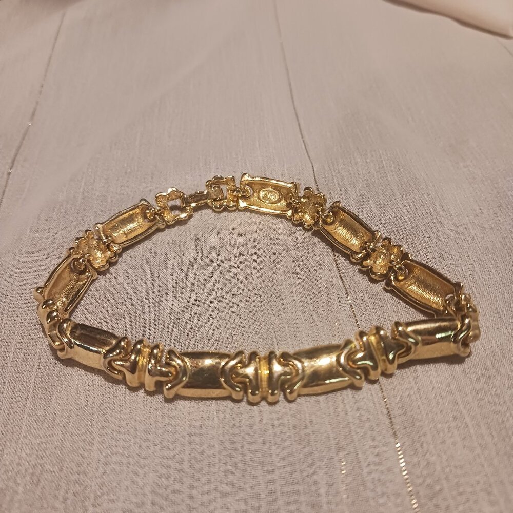 Joan Rivers Gold Tone Bracelet